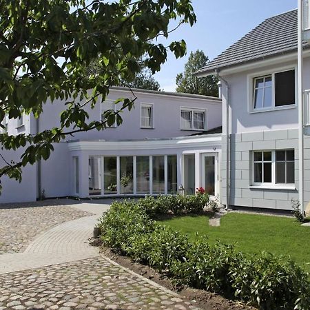 Aparthotel Saatmann Garni Ahrenshoop Exterior photo