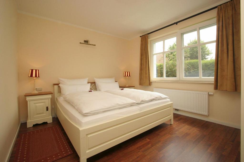 Aparthotel Saatmann Garni Ahrenshoop Exterior photo