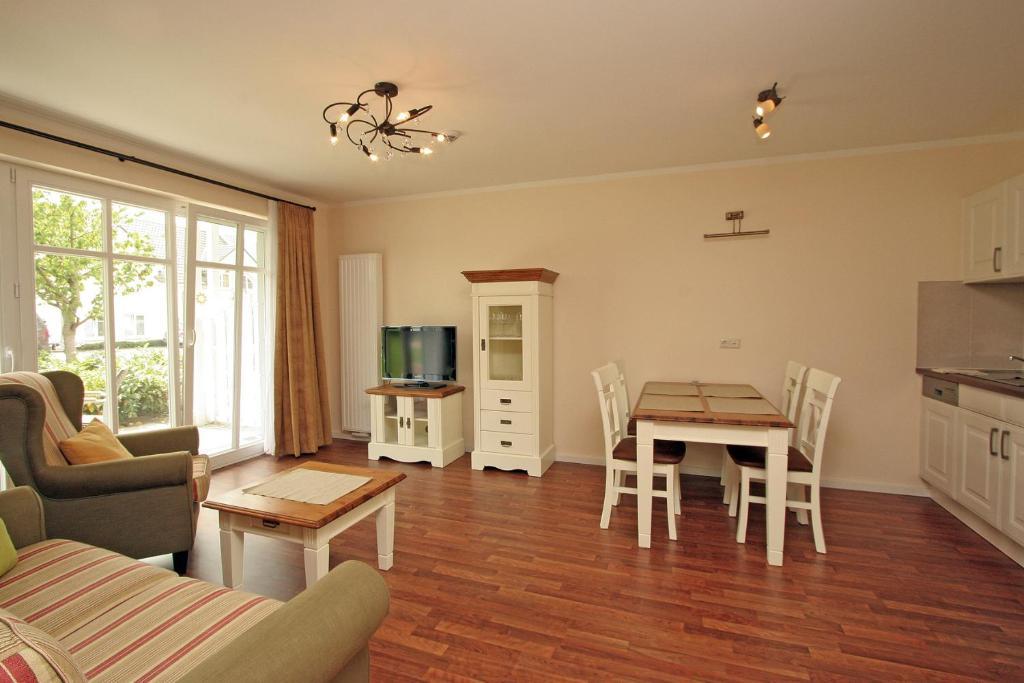Aparthotel Saatmann Garni Ahrenshoop Exterior photo
